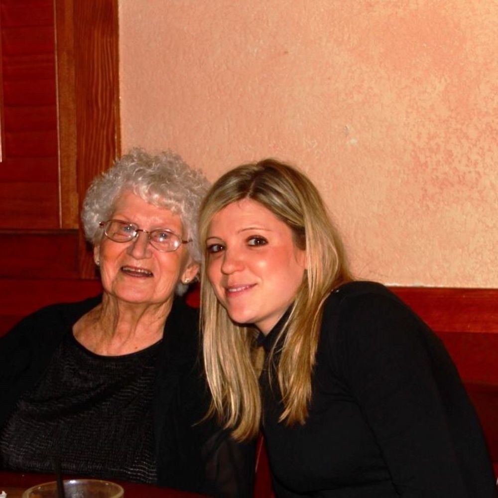 Meet your Posher, Ashley